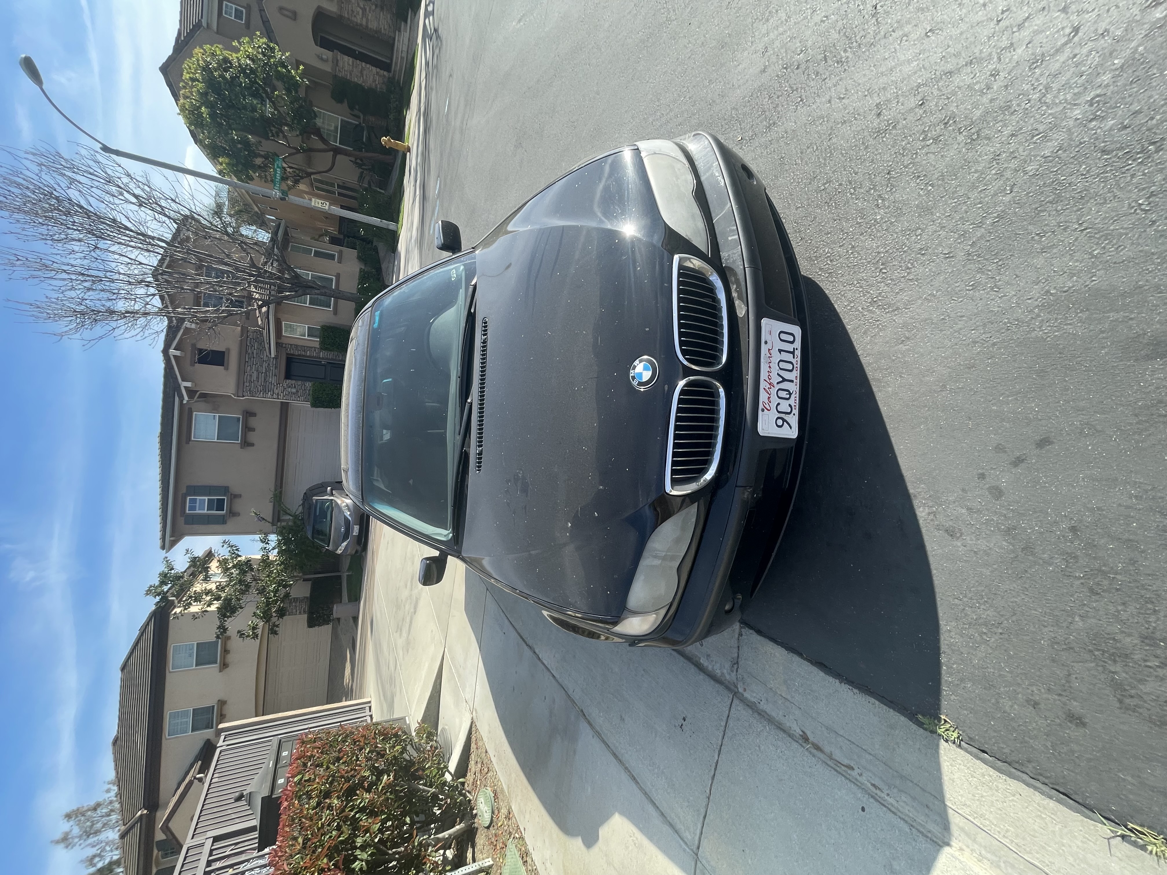 Used 2005 BMW 325i Sedan RWD image 4