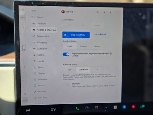 Used 2022 Tesla Model S Standard Range image 32