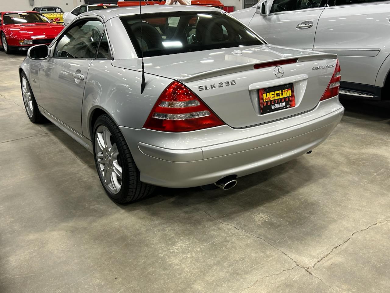 Used 2004 Mercedes-Benz SLK 230 image 5
