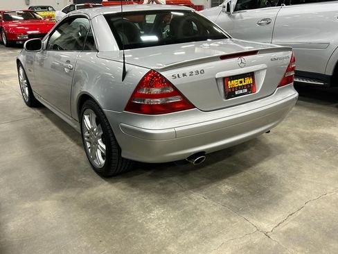 Used 2004 Mercedes-Benz SLK 230 image 5