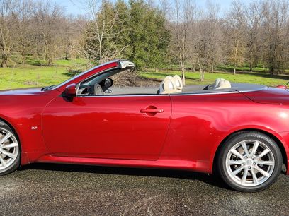 Used 2014 INFINITI Q60 Convertible w/ Premium Package