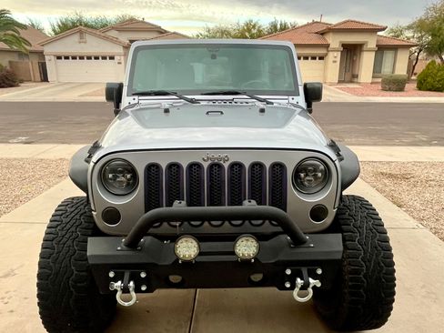 Used 2013 Jeep Wrangler Unlimited Sport image 8