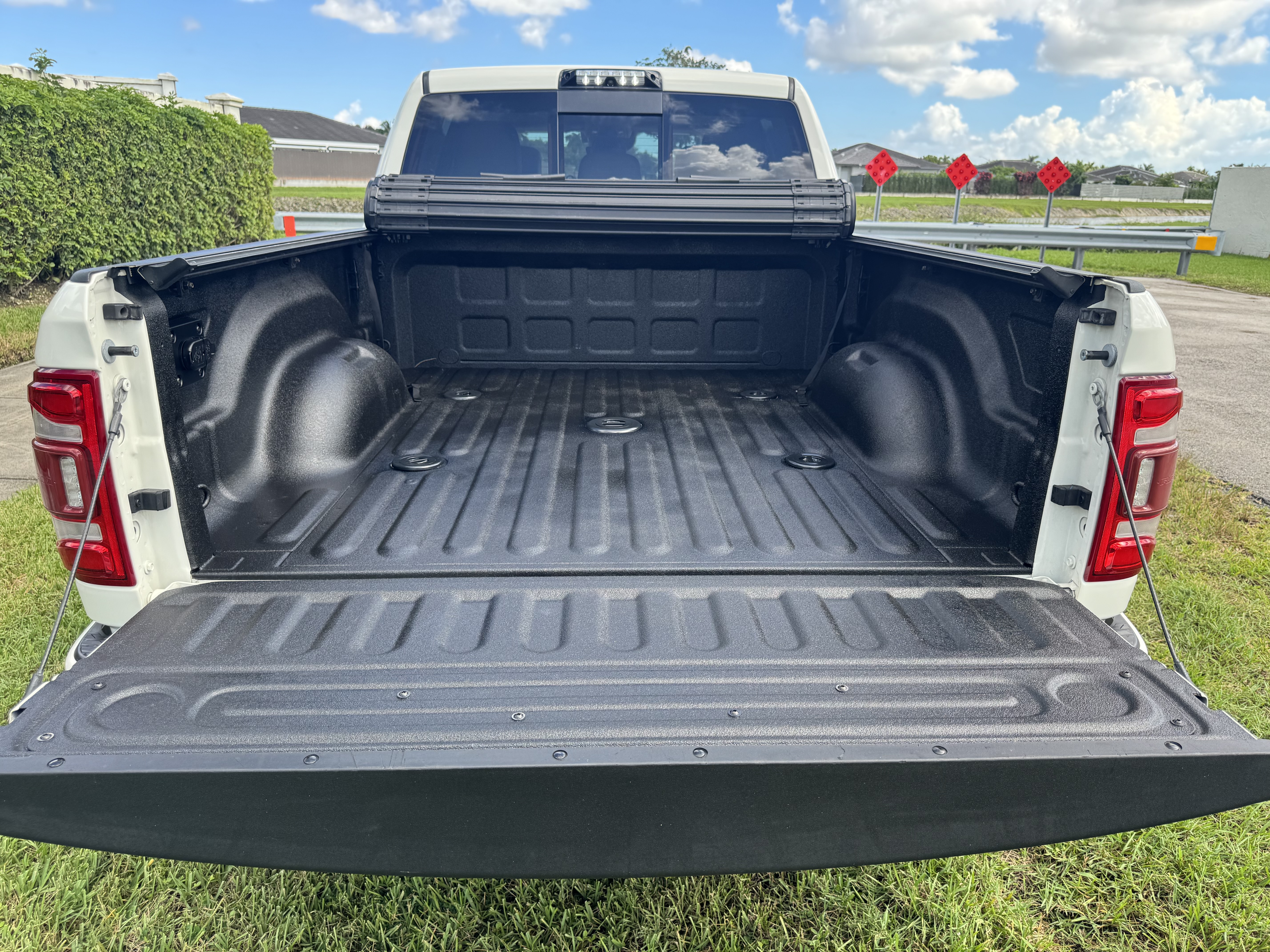 Used 2020 RAM 3500 Limited AWD/4WD image 26