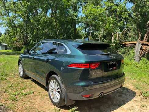 Used 2018 Jaguar F-PACE Prestige AWD/4WD image 2
