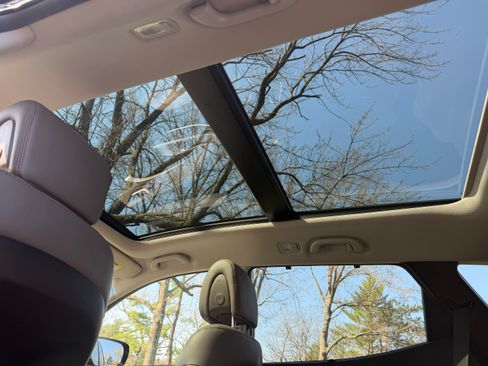 Used 2018 Hyundai Santa Fe Sport w/ 2.0T Ultimate Tech Package 05 image 12