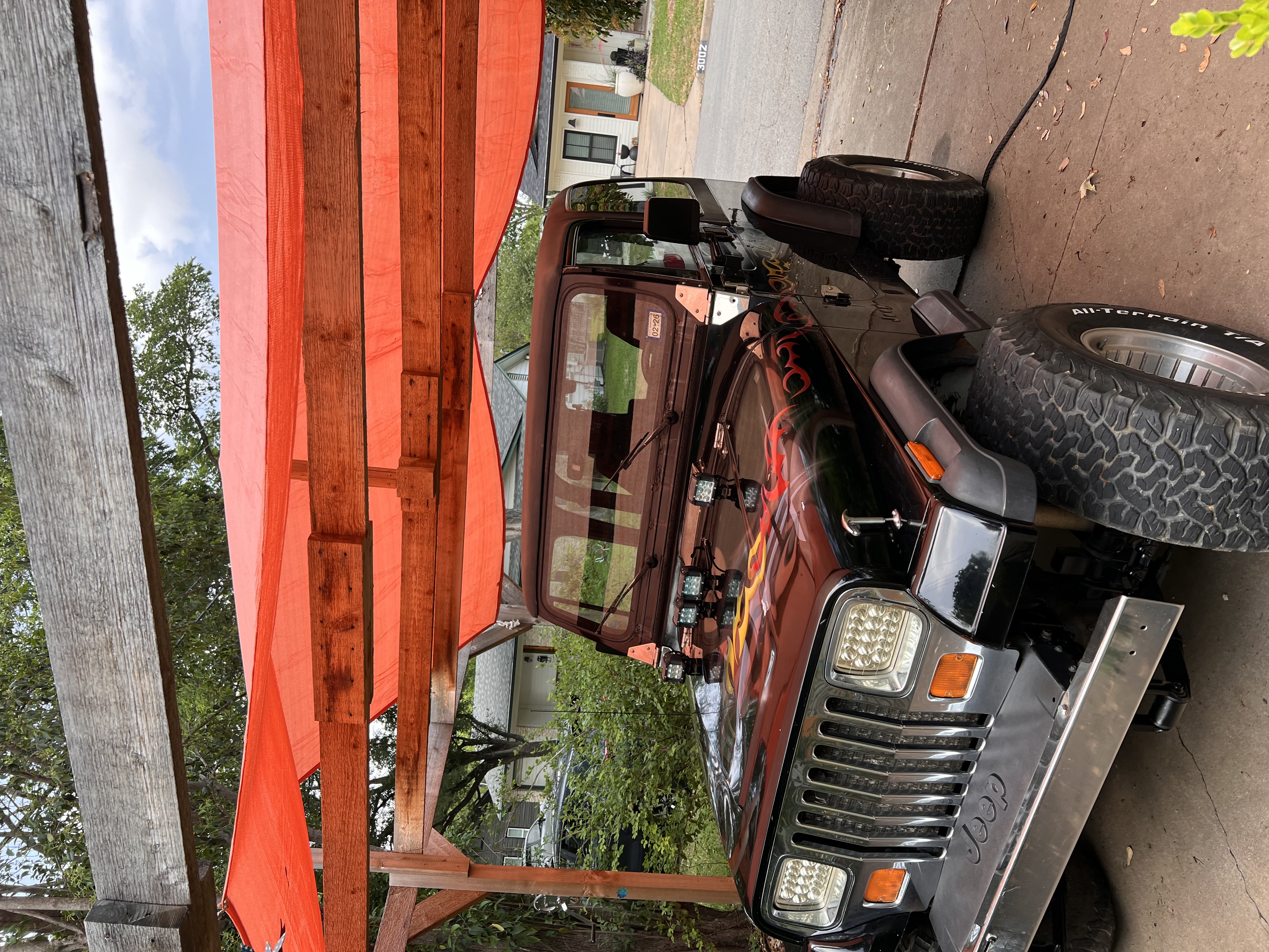 Used 1993 Jeep Wrangler 4WD image 2