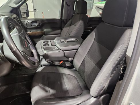 Used 2021 GMC Sierra 2500 SLE w/ SLE Value Package; image 11