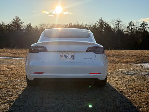 Used 2019 Tesla Model 3 Long Range image 5