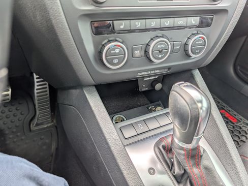 Used 2013 Volkswagen Jetta GLI Autobahn image 30