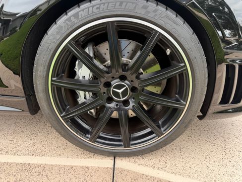 Used 2011 Mercedes-Benz C 63 AMG Sedan image 11