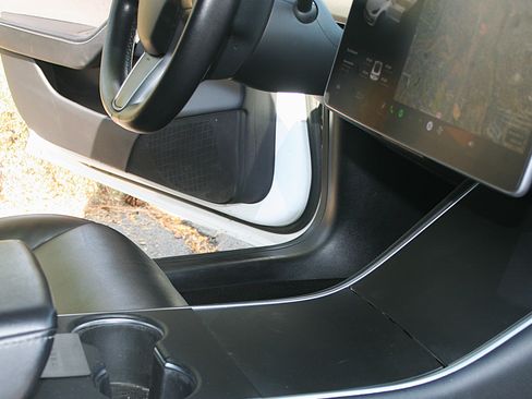 Used 2020 Tesla Model 3 Long Range image 21