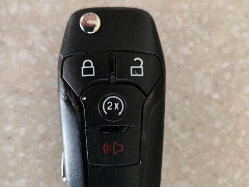 Used 2022 Ford F250 Lariat image 18