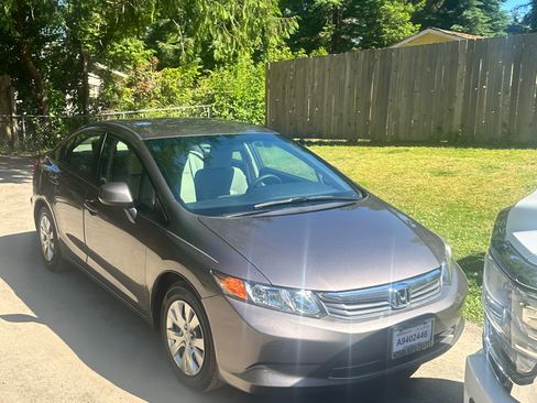 Used 2012 Honda Civic LX image 1