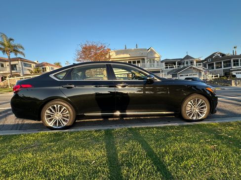 Used 2017 Genesis G80 3.8 image 4
