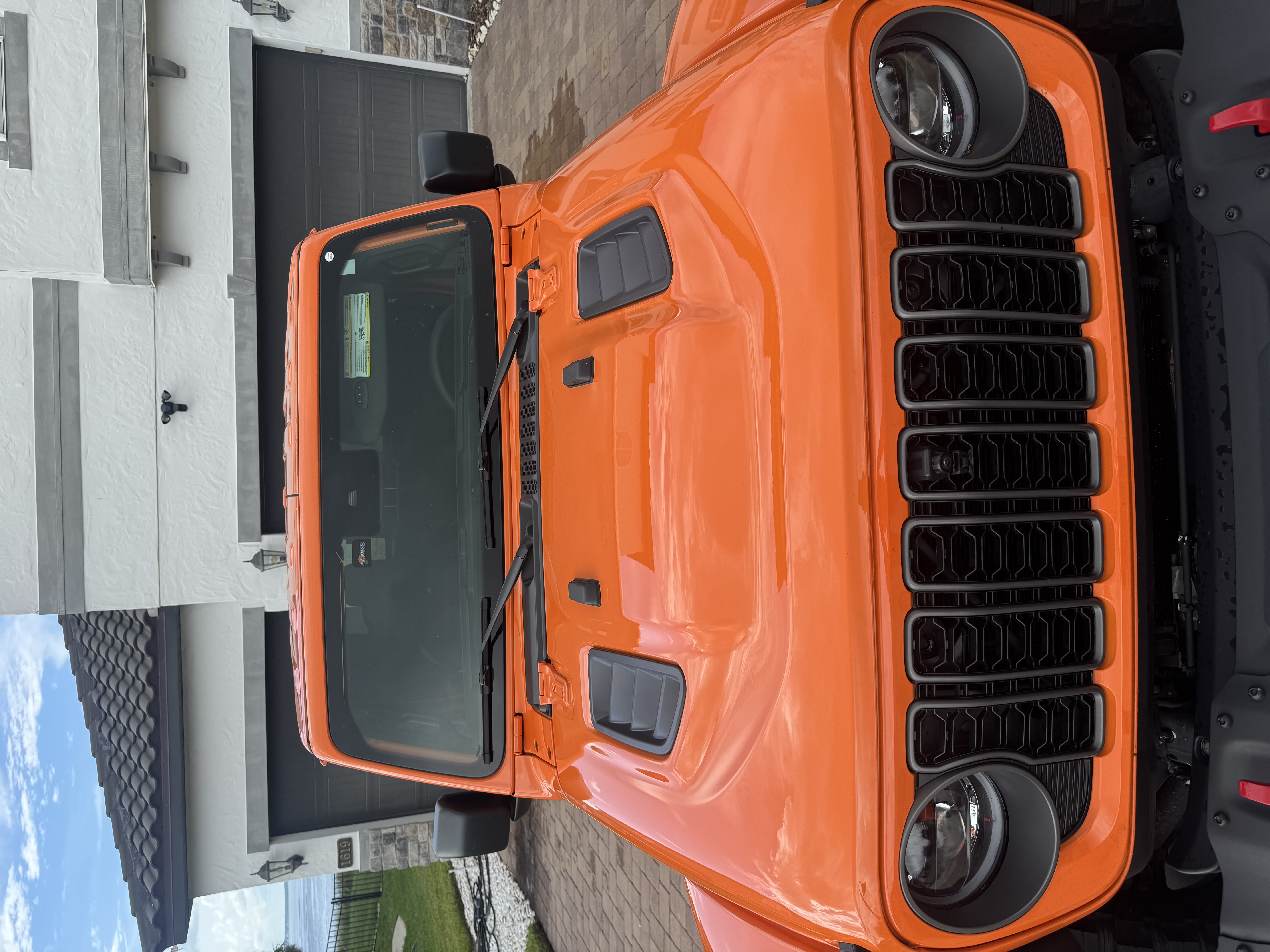 Used 2025 Jeep Gladiator Rubicon AWD/4WD image 16