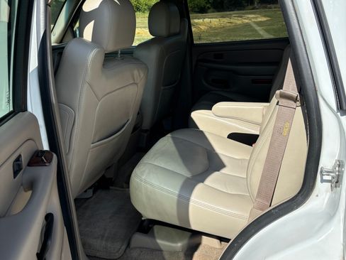 Used 2005 Chevrolet Tahoe LT w/ LT Preferred Equipment Group image 15