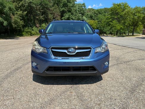 Used 2014 Subaru Crosstrek 2.0i Limited AWD/4WD image 2