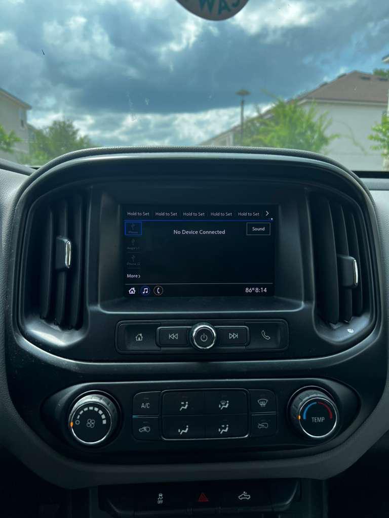 Used 2021 Chevrolet Colorado W/T w/ Custom Special Edition RWD image 9