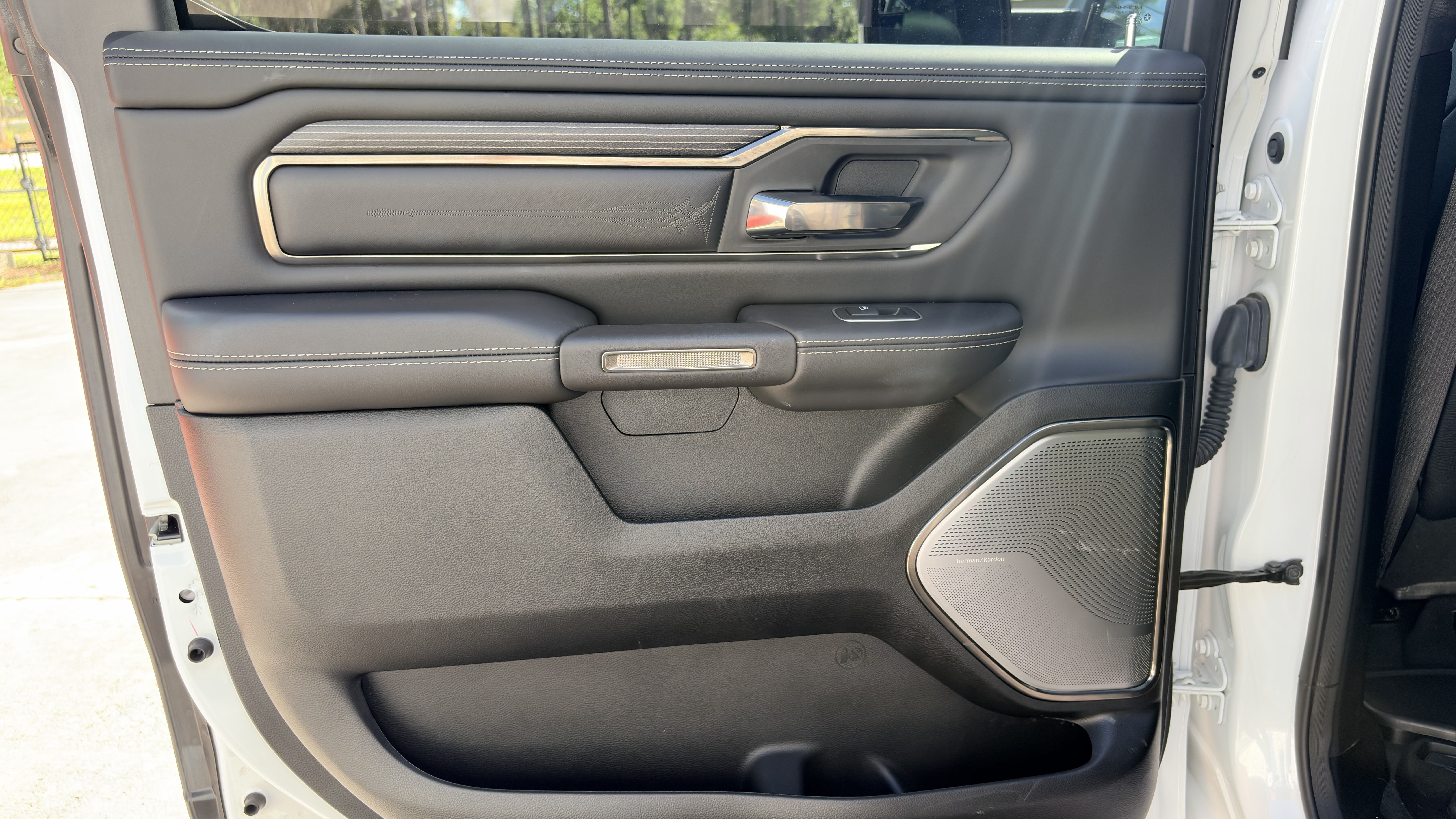 Used 2021 RAM 1500 Limited w/ Night Edition AWD/4WD image 16