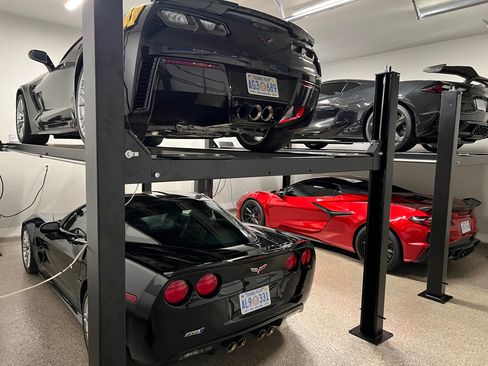 Used 2024 Chevrolet Corvette Z06 w/ Z07 Performance Package image 19