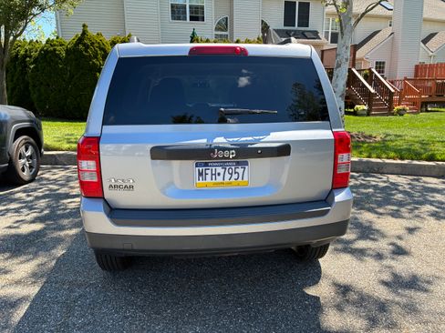 Used 2014 Jeep Patriot Sport AWD/4WD image 4