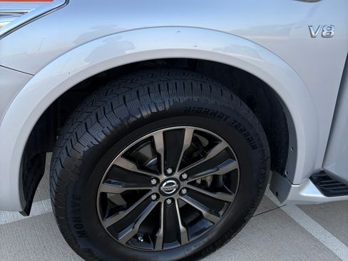 Used 2019 Nissan Armada Platinum w/ Captain's Chairs Package RWD image 10