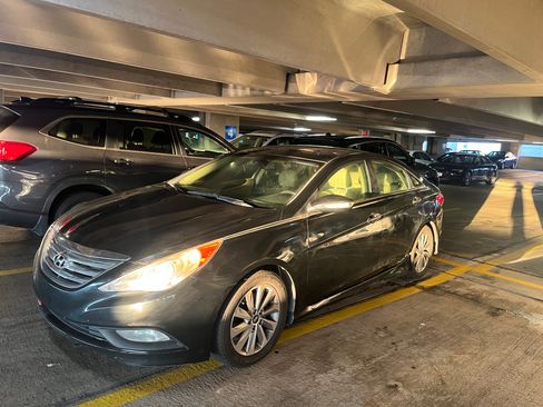 Used 2014 Hyundai Sonata Limited image 1