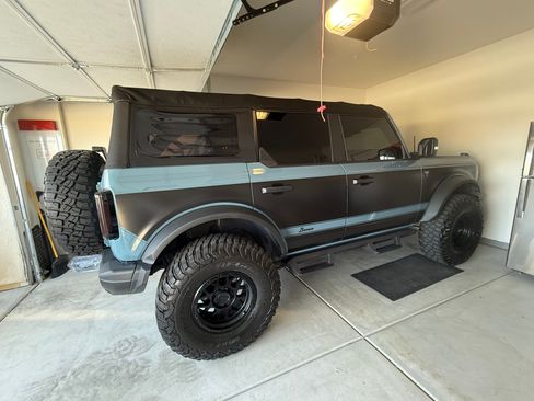 Used 2021 Ford Bronco Badlands image 17