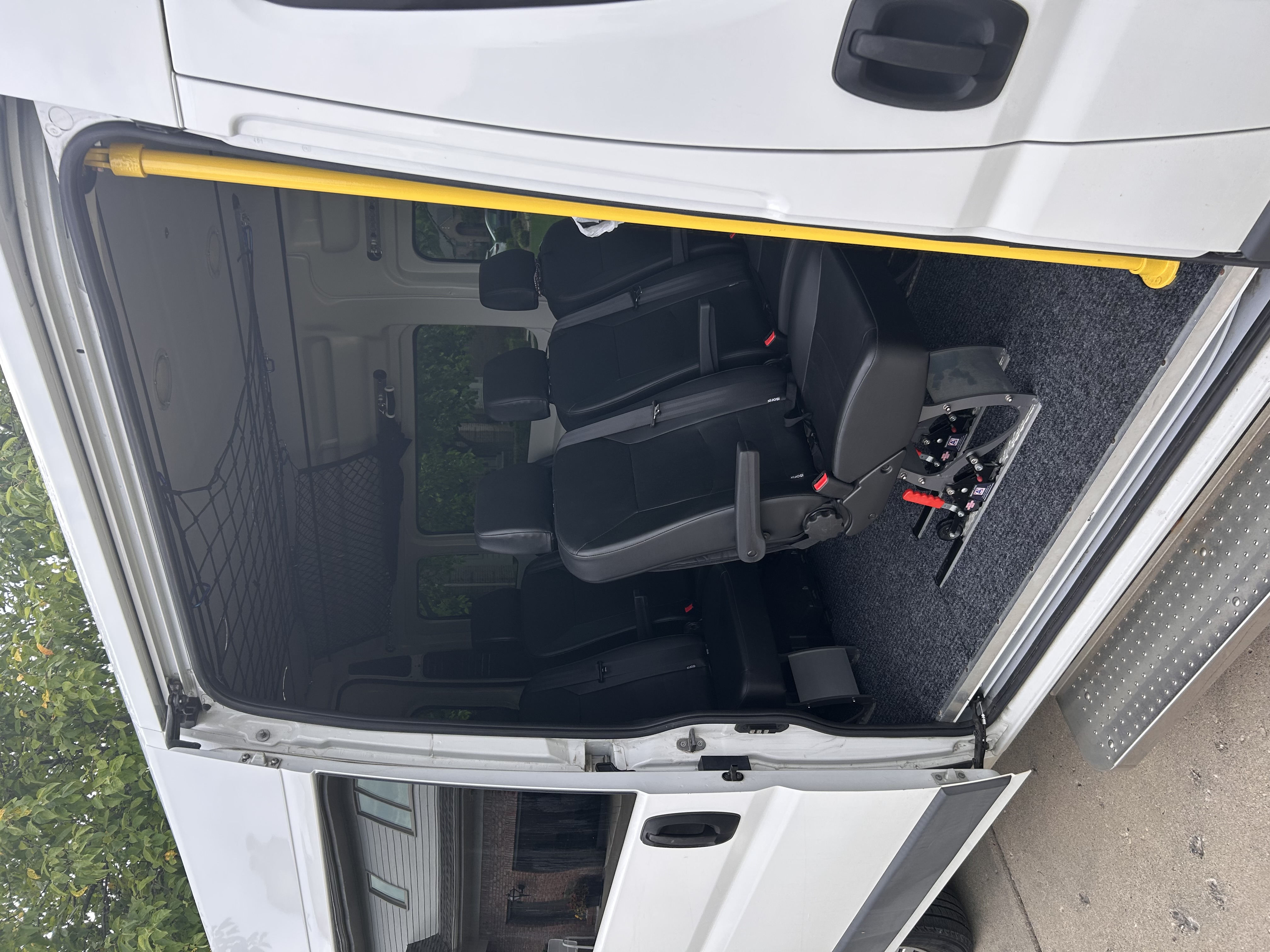 Used 2015 RAM ProMaster 2500 w/ Interior Convenience Group FWD image 2