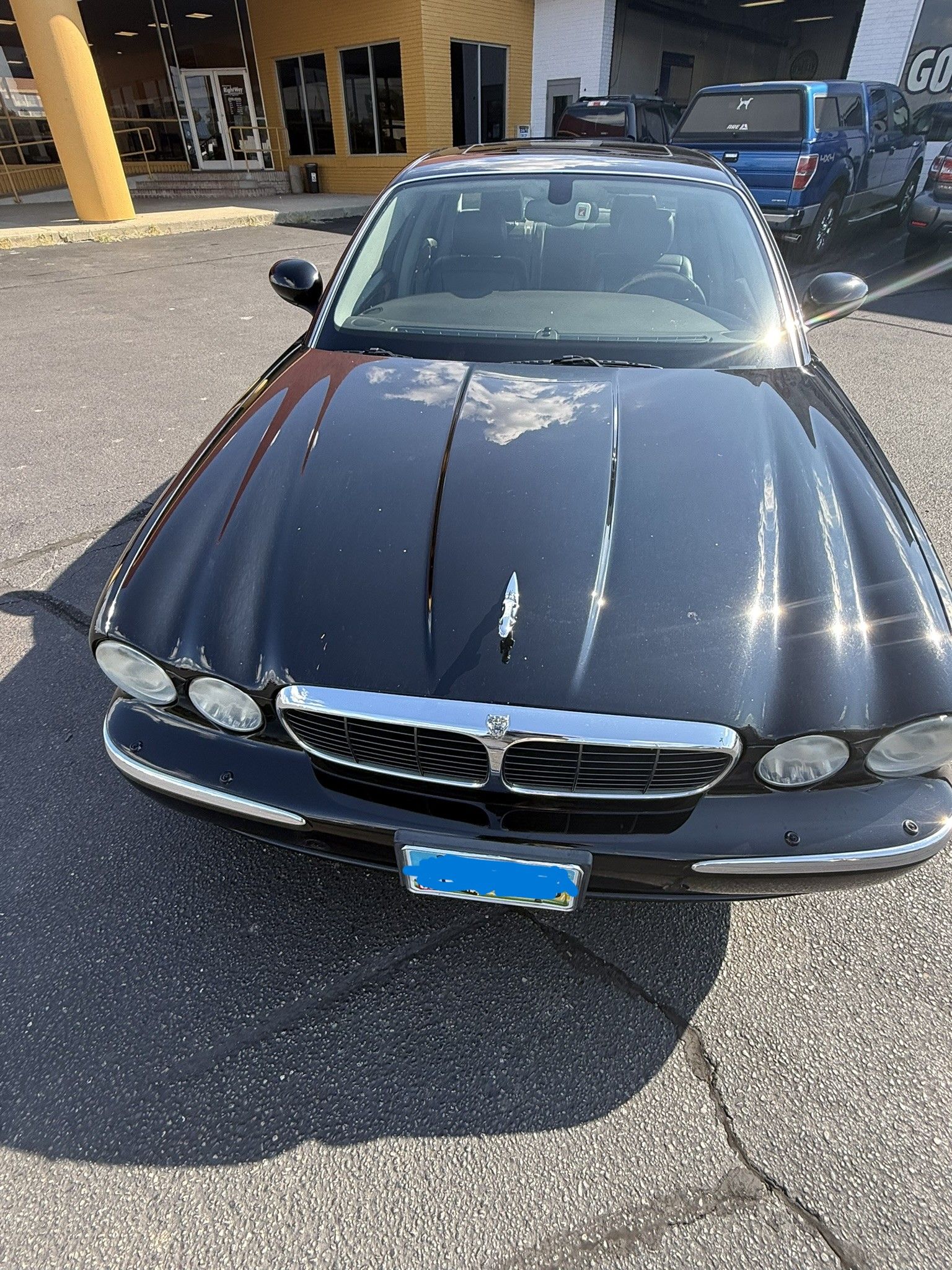 Used 2004 Jaguar XJ8 RWD image 5