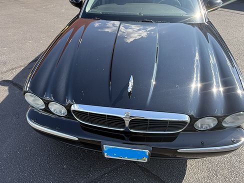 Used 2004 Jaguar XJ8 RWD image 5