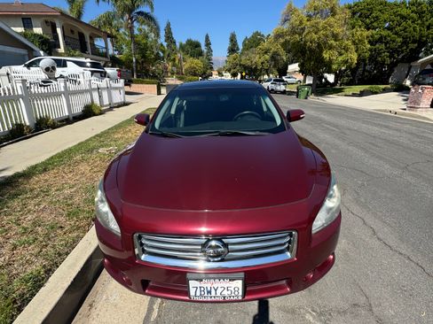 Used 2013 Nissan Maxima 3.5 SV w/ Premium Pkg image 2