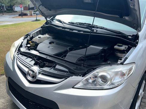 Used 2008 MAZDA MAZDA5 Sport image 4