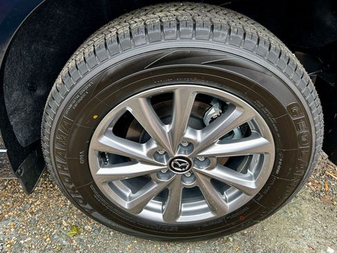 Used 2025 MAZDA CX-5 AWD 2.5 S w/ Preferred Package image 12