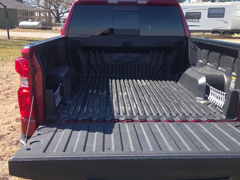 Used 2020 Chevrolet Silverado 1500 LT w/ All-Star Edition image 10