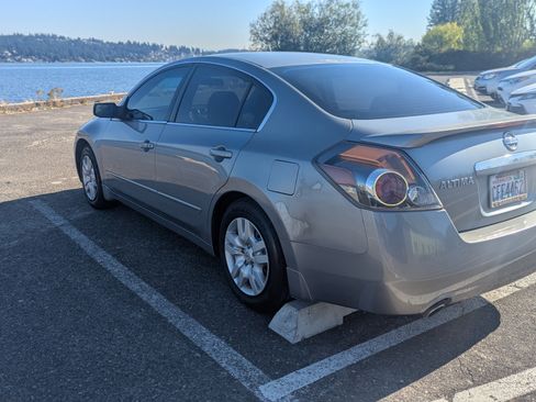 Used 2009 Nissan Altima 2.5 S image 2