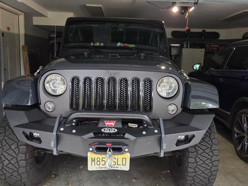 Used 2016 Jeep Wrangler Unlimited Sport AWD/4WD image 5