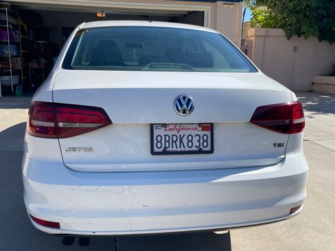 Used 2016 Volkswagen Jetta S FWD image 9