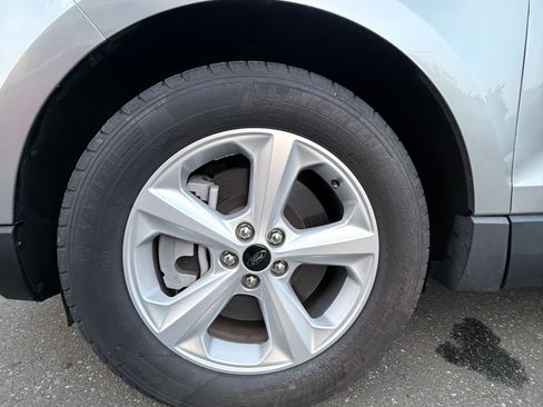 Used 2023 Ford Edge SE AWD/4WD image 14