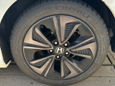 Used 2019 Honda Civic EX image 13