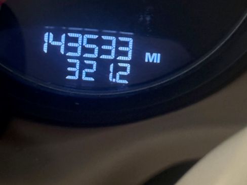 Used 2012 Porsche Panamera 4 image 6