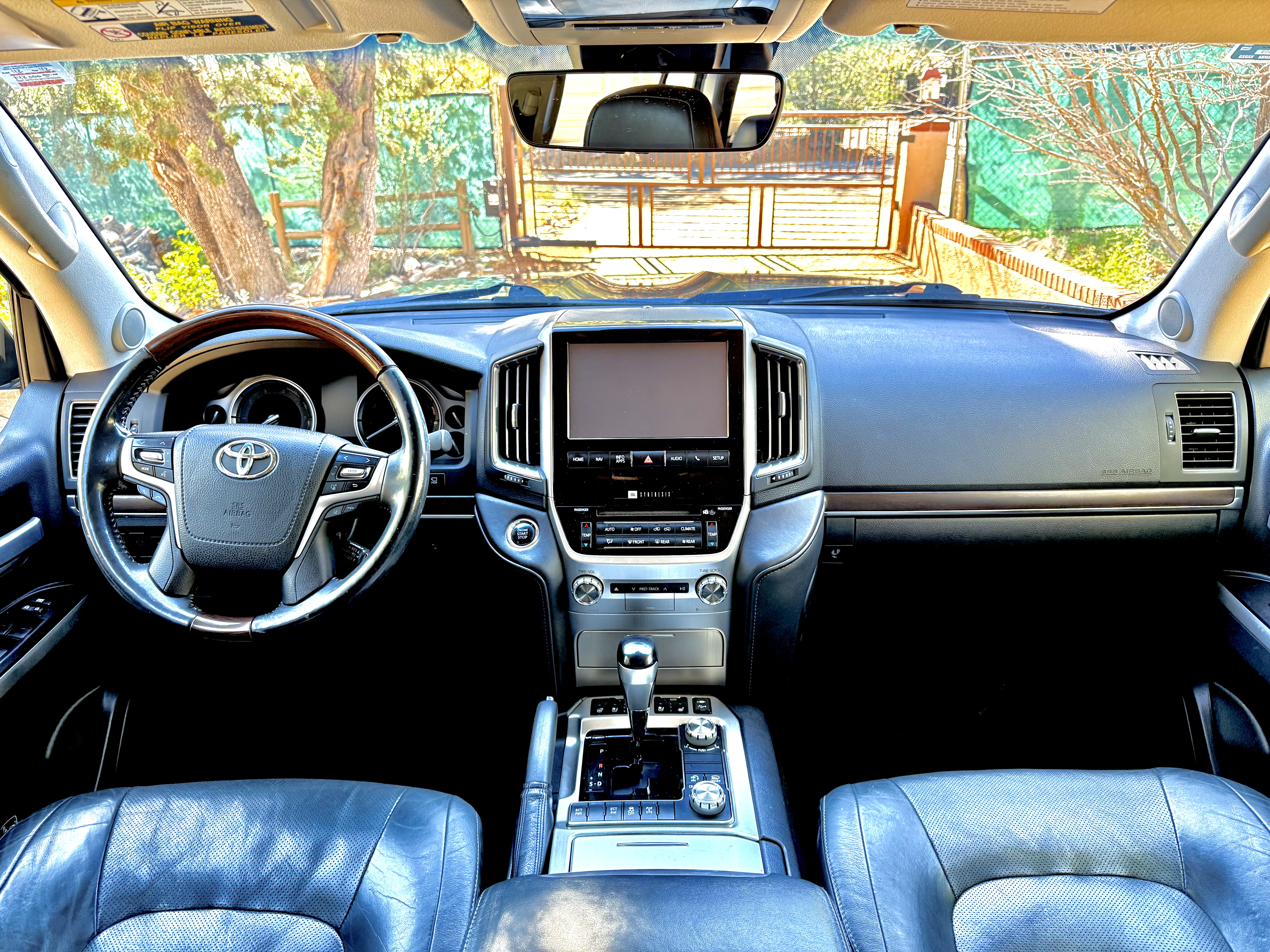 Used 2017 Toyota Land Cruiser AWD/4WD image 9