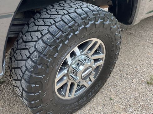 Used 2017 Ford F350 Lariat w/ Lariat Ultimate Package image 5