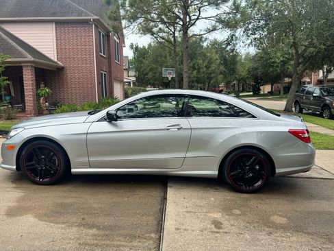 Used 2013 Mercedes-Benz E 550 Coupe image 5