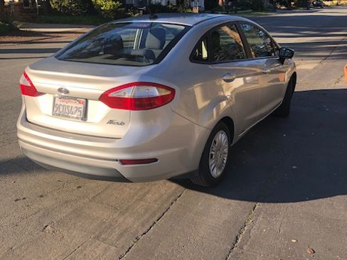 Used 2014 Ford Fiesta S image 5