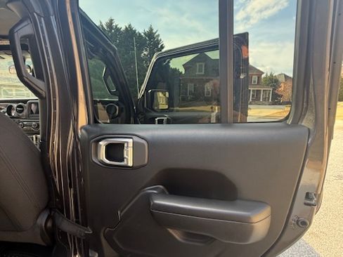 Used 2020 Jeep Wrangler Unlimited Sport S image 14