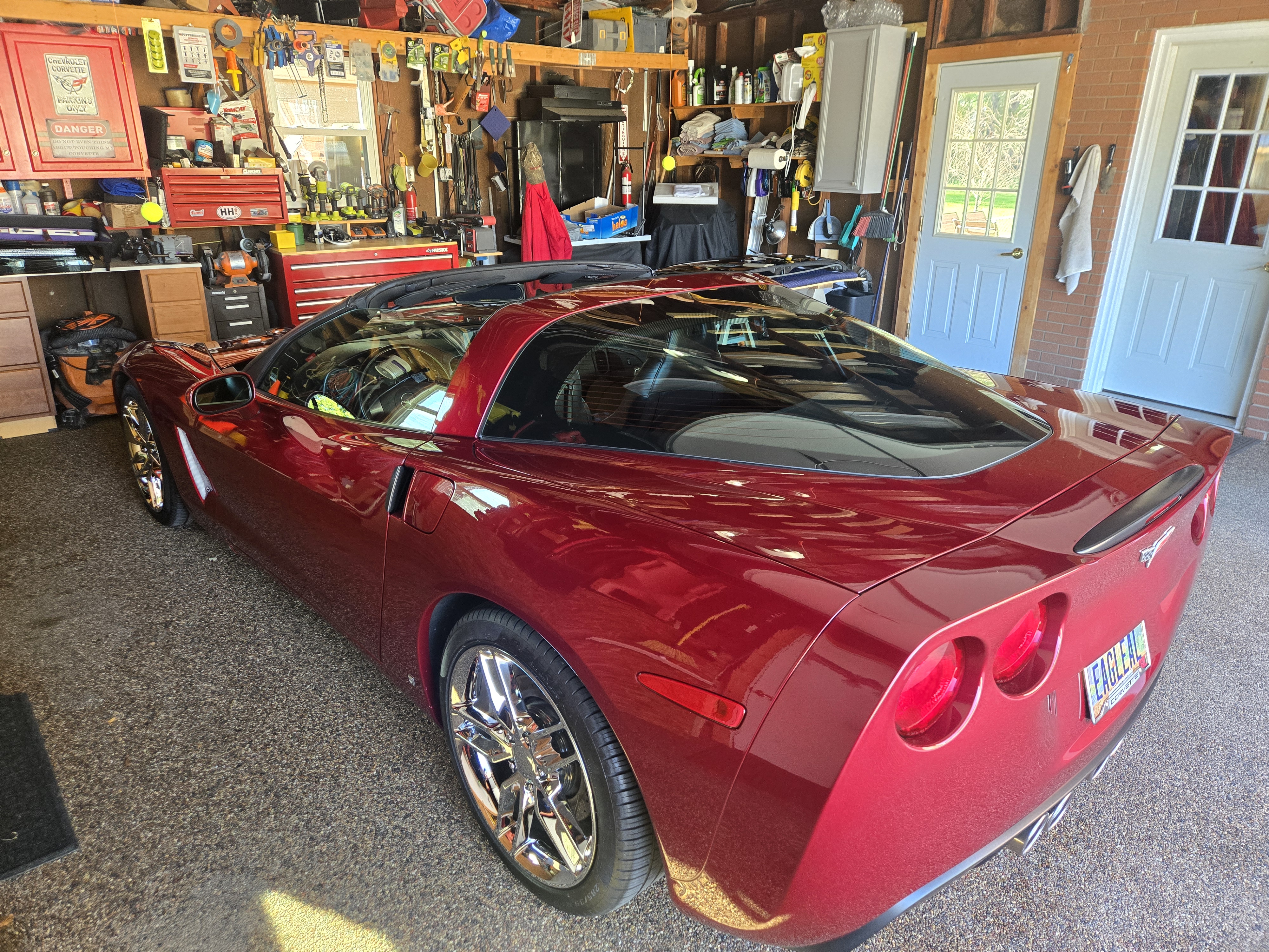 Used 2007 Chevrolet Corvette Coupe w/ Preferred Equipment Group RWD image 2