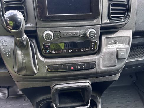 Used 2022 RAM ProMaster 2500 image 9