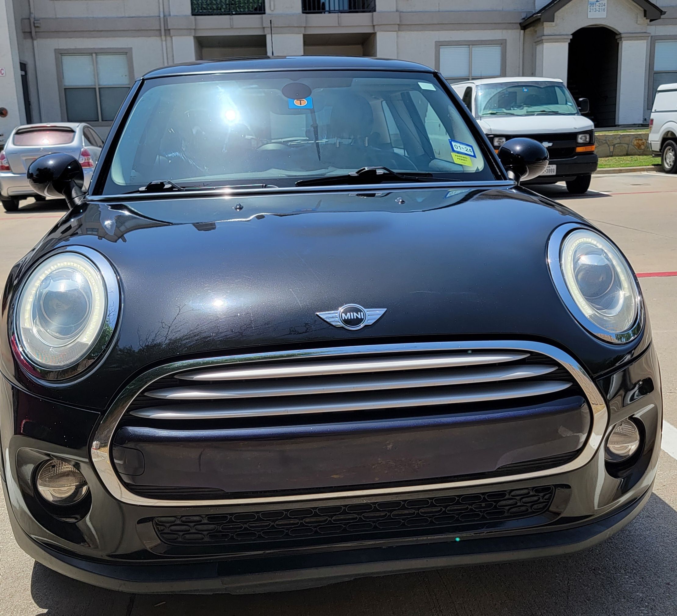 Used 2015 MINI Cooper 2-Door Hardtop FWD image 2