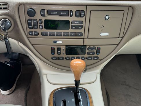 Used 2000 Jaguar S-TYPE 3.0 image 8